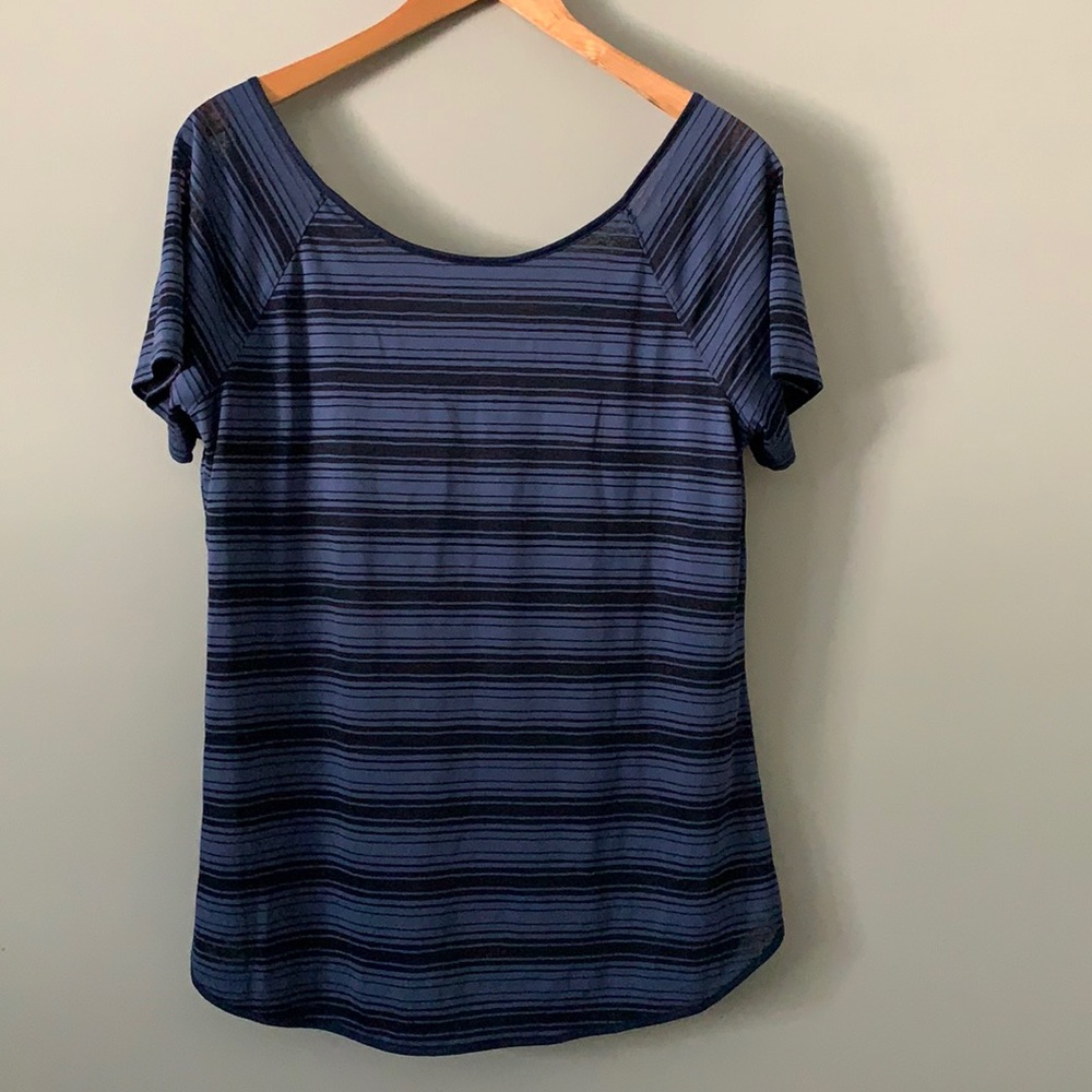 Athleta women’s top | L